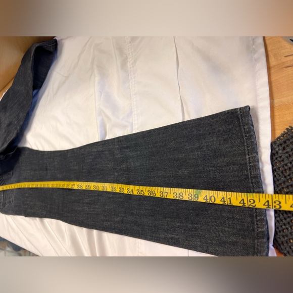 7 For All Mankind NWT Straight Leg Black Studded Jeans Size 26 - Picture 10 of 14